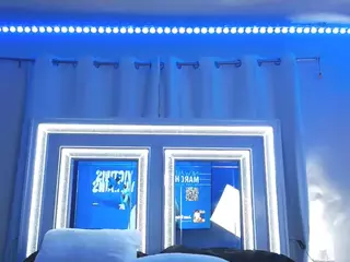 adafontaine18's Live Sex Cam Show