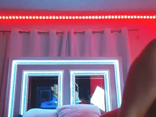 adafontaine18's Live Sex Cam Show