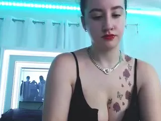 adafontaine18's Live Sex Cam Show