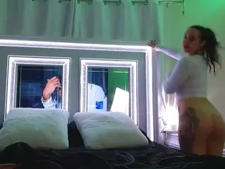 adafontaine18's Live Sex Cam Show