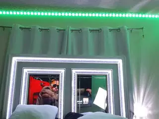 adafontaine18's Live Sex Cam Show