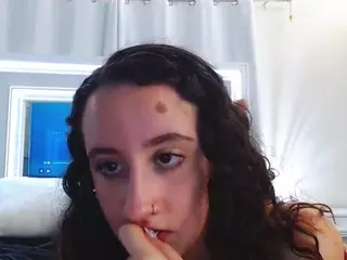 adafontaine18's Live Sex Cam Show
