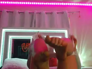 adafontaine18's Live Sex Cam Show
