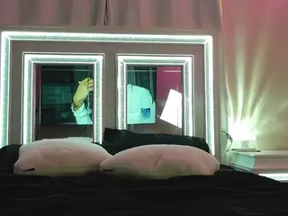 adafontaine18's Live Sex Cam Show