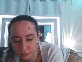 adafontaine18's Live Sex Cam Show