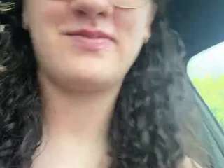 Live cam show with adafontaine18