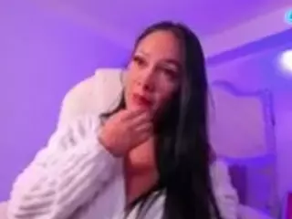 ginebra-ness's Live Sex Cam Show