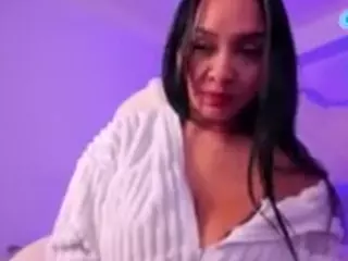 ginebra-ness's Live Sex Cam Show