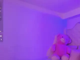 ginebra-ness's Live Sex Cam Show