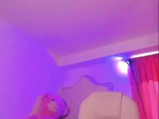 ginebra-ness's Live Sex Cam Show