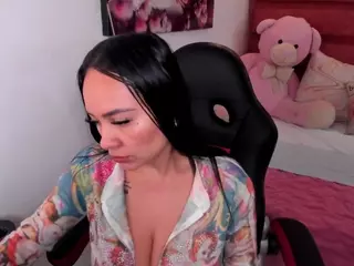 ginebra-ness's Live Sex Cam Show