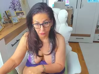 KarenHotMilf's Live Sex Cam Show