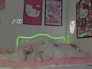 BABY NAOMI's Live Sex Cam Show