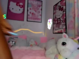BABY NAOMI's Live Sex Cam Show