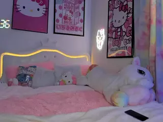 BABY NAOMI's Live Sex Cam Show