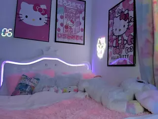BABY NAOMI's Live Sex Cam Show