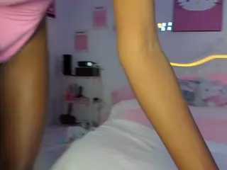 BABY NAOMI's Live Sex Cam Show
