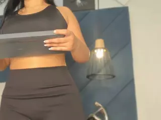 sarita-hills's Live Sex Cam Show