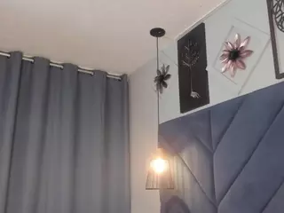 sarita-hills's Live Sex Cam Show