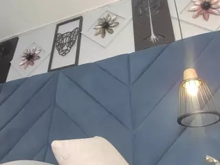 sarita-hills's Live Sex Cam Show