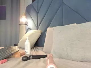 sarita-hills's Live Sex Cam Show