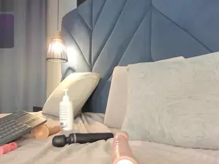 sarita-hills's Live Sex Cam Show