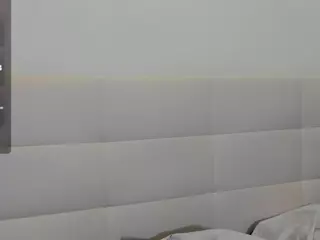 Tune-Godness's Live Sex Cam Show