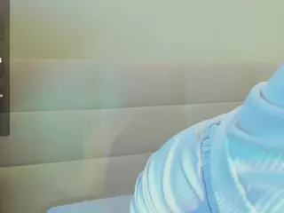 Tune-Godness's Live Sex Cam Show