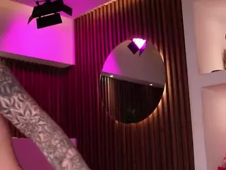 Lilith Gray's Live Sex Cam Show