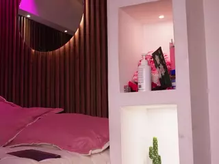 Lilith Gray's Live Sex Cam Show