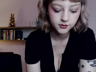 MadelinexLove's Live Sex Cam Show