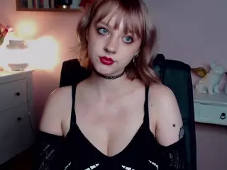 MadelinexLove's Live Sex Cam Show