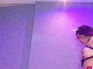 VanessaKalo's Live Sex Cam Show