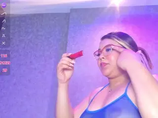 VanessaKalo's Live Sex Cam Show