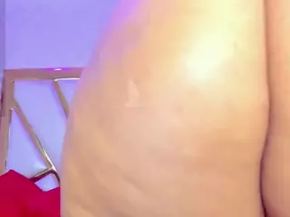 VanessaKalo's Live Sex Cam Show