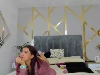 Danna-Reyes's Live Sex Cam Show
