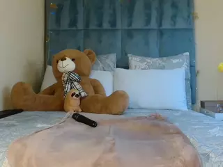 MELONS2001's Live Sex Cam Show
