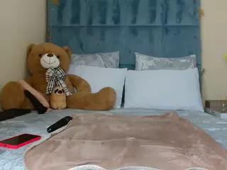 MELONS2001's Live Sex Cam Show