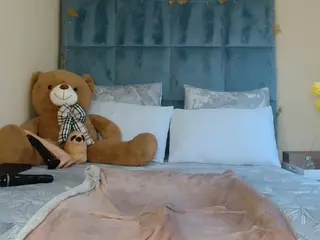 MELONS2001's Live Sex Cam Show