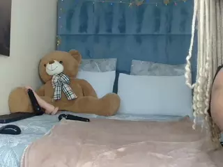 MELONS2001's Live Sex Cam Show