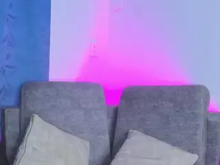 Nahia's Live Sex Cam Show