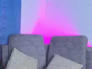 Nahia's Live Sex Cam Show