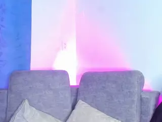 Nahia's Live Sex Cam Show