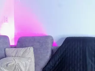 Nahia's Live Sex Cam Show