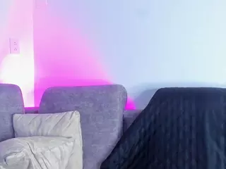 Nahia's Live Sex Cam Show