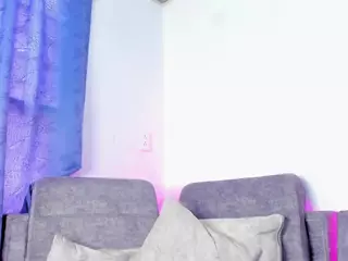 Nahia's Live Sex Cam Show