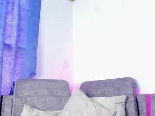 Nahia's Live Sex Cam Show