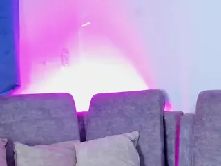 Nahia's Live Sex Cam Show
