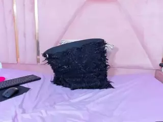 VioletaCastillo's Live Sex Cam Show