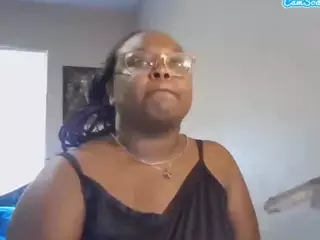 HarmonyKiss's Live Sex Cam Show